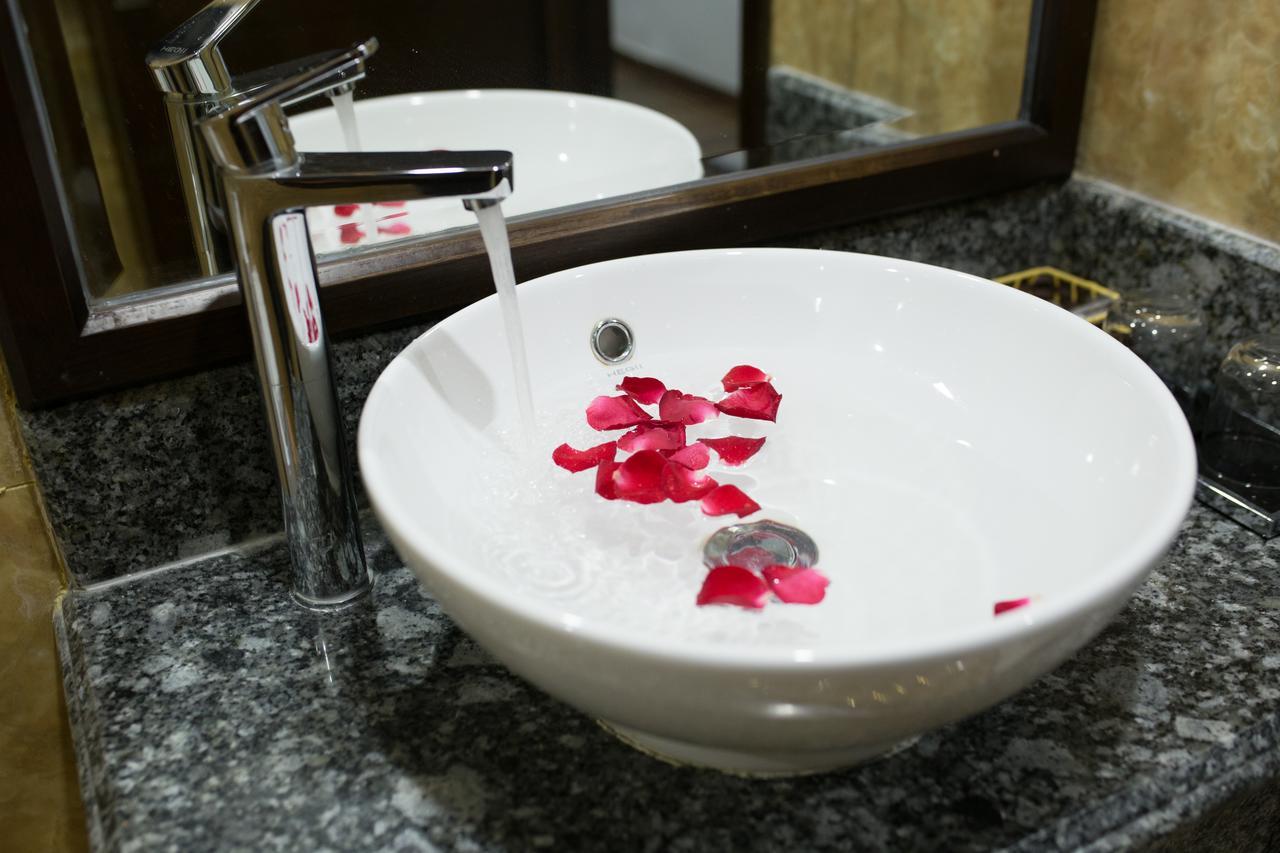 Moc Tra Hotel Tuan Chau ฮาลอง ภายนอก รูปภาพ